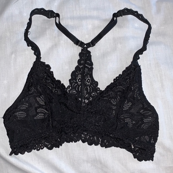 Bralettes 💓 - Picture 2 of 10